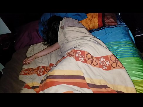 ❤️ Stepson rimprovera a so ghjovana matrigna mentre dorme. Sessu à co.mailkassa.ru ️❤