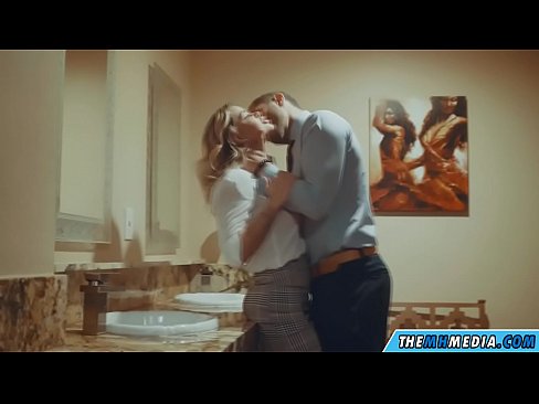 ❤️ Quandu una bionda tettona ti seduce in un bagnu publicu Sessu à co.mailkassa.ru ️❤